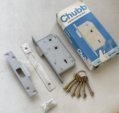 Chubb 3r35 5 retainer - chubb,